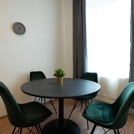 Lovely 1-Bedroom Apartment Next To Praterstern ウィーン エクステリア 写真