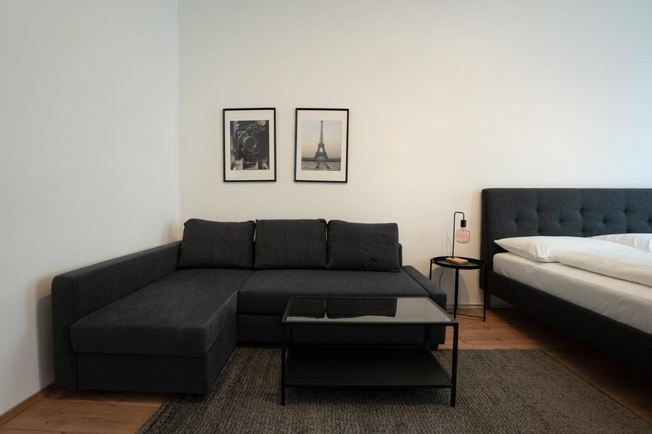 Lovely 1-Bedroom Apartment Next To Praterstern ウィーン エクステリア 写真
