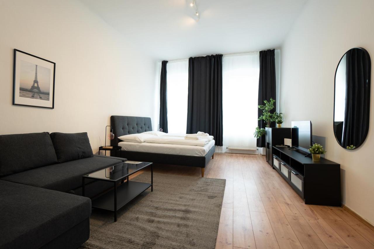 Lovely 1-Bedroom Apartment Next To Praterstern ウィーン エクステリア 写真