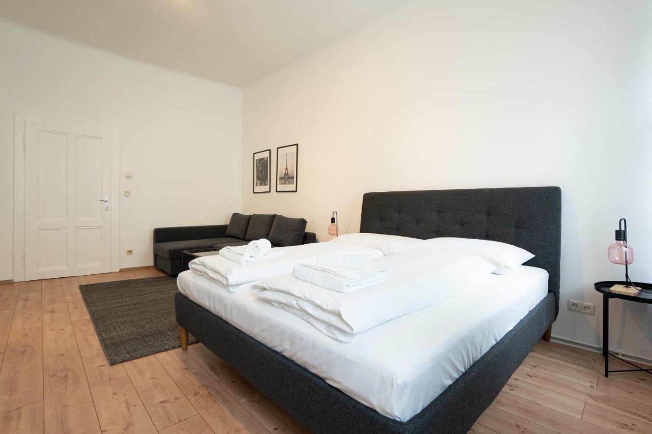 Lovely 1-Bedroom Apartment Next To Praterstern ウィーン エクステリア 写真