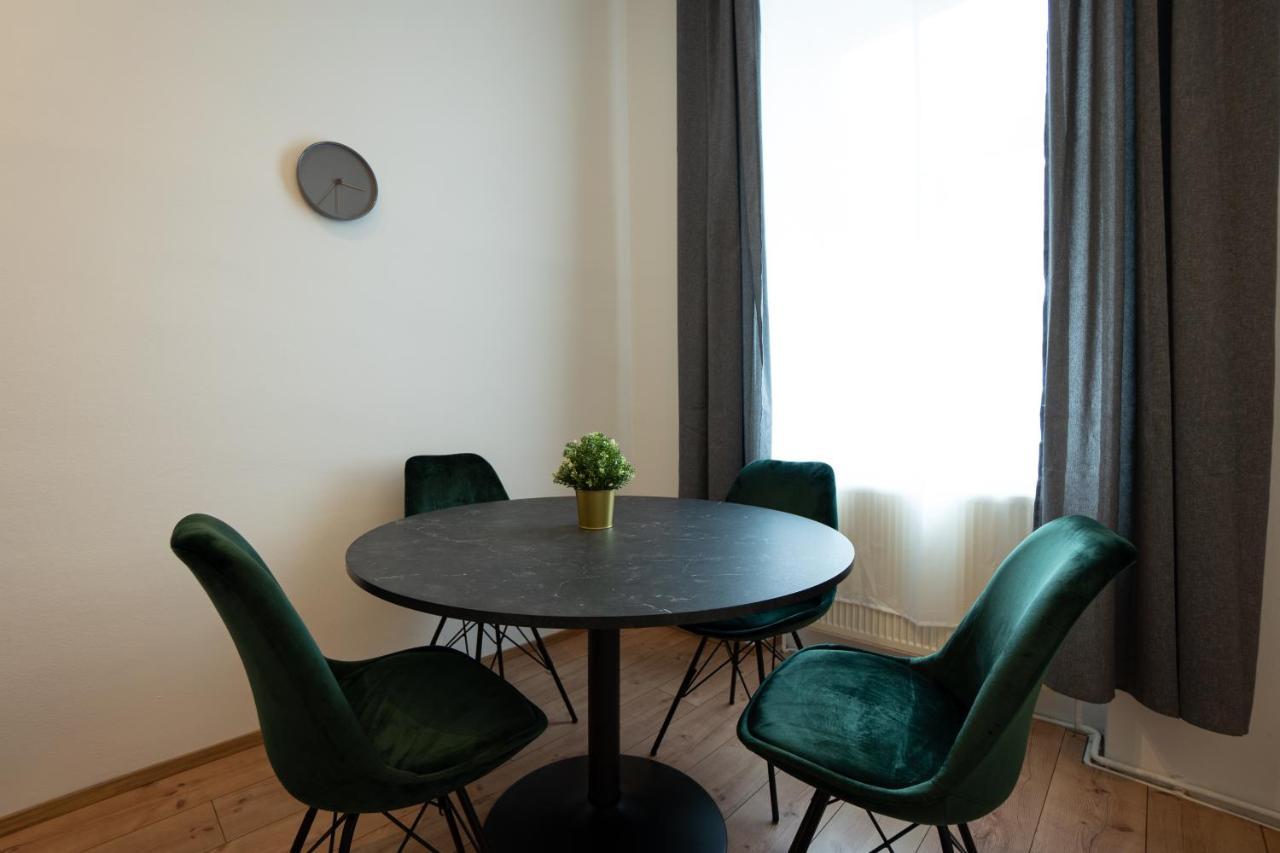 Lovely 1-Bedroom Apartment Next To Praterstern ウィーン エクステリア 写真