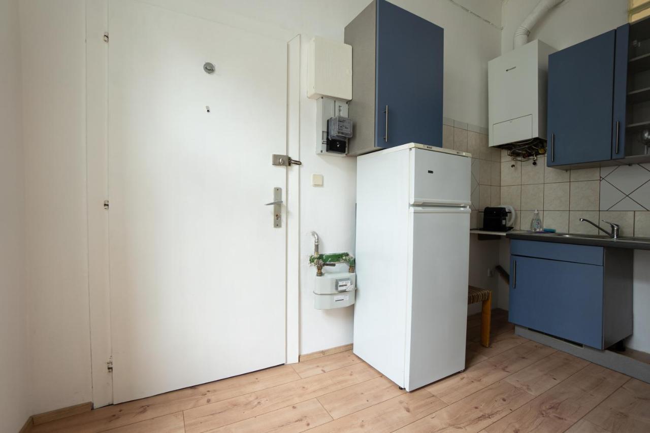 Lovely 1-Bedroom Apartment Next To Praterstern ウィーン エクステリア 写真
